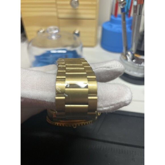 Custom Seiko Mod Watch - Picture 2 of 6